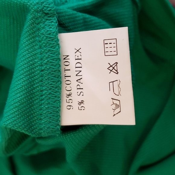 ARRIVE GUIDE Crop Athletic or Yoga Shirt  in Green Size XS - Picture 6 of 8